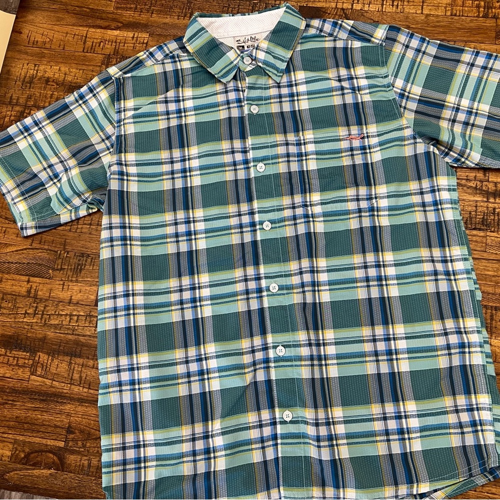 Men’s Salt Life Multicolor Plaid Shirt